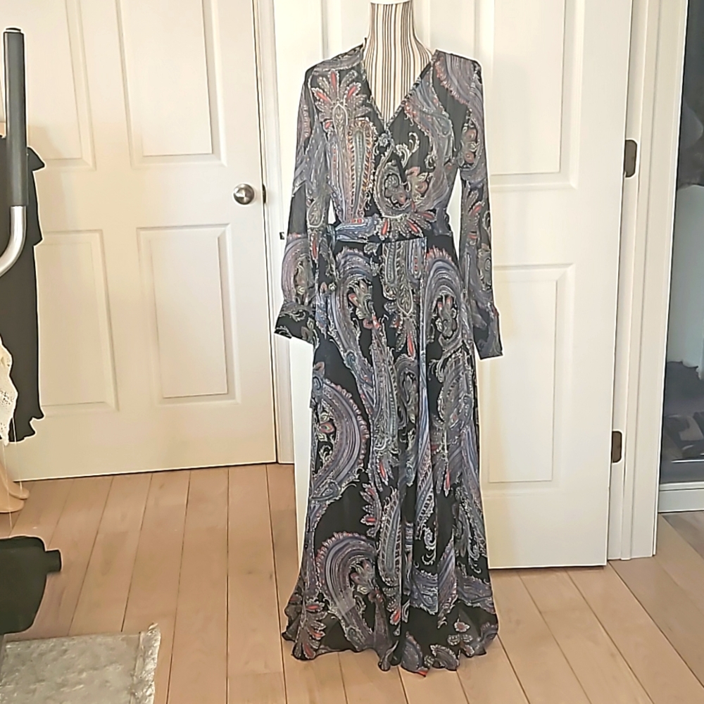 Spy Zone Exchange Women Chic Diva Paisley print Retro Gown/Dress Size M